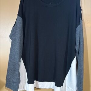 HC527. Cuddl Duds Comfortwear Color-Block Long-Sleeve Pullover Size 1X. A516667